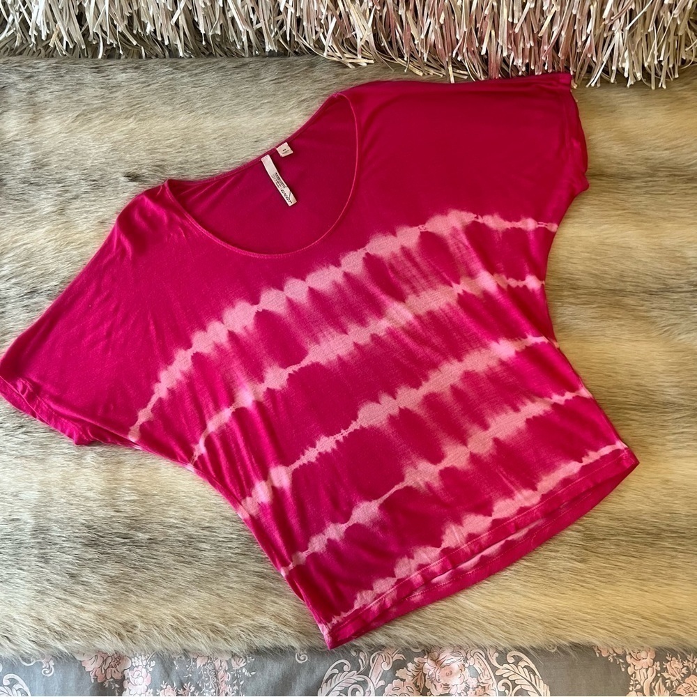 NEW YORK & COMPANY Street Wear Hot Pink Batwing Short Sleeve Tie Dye Stripe XS